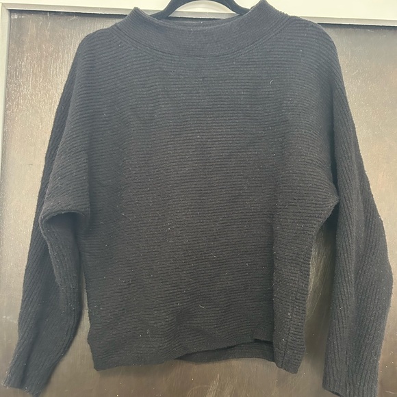 Black Ribbed Sweater - Picture 1 of 3